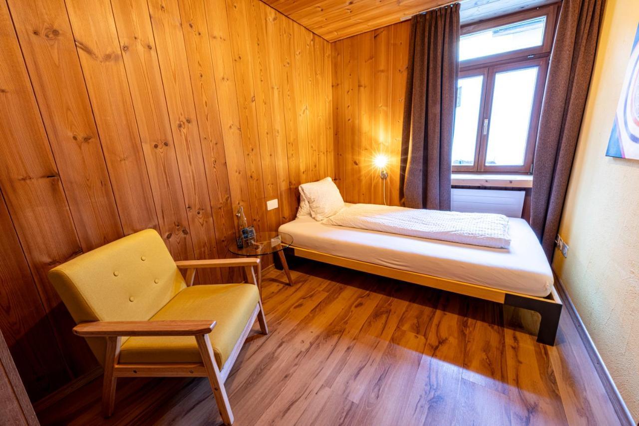 Curuna Hotel-Garni B&B Scuol Luaran gambar