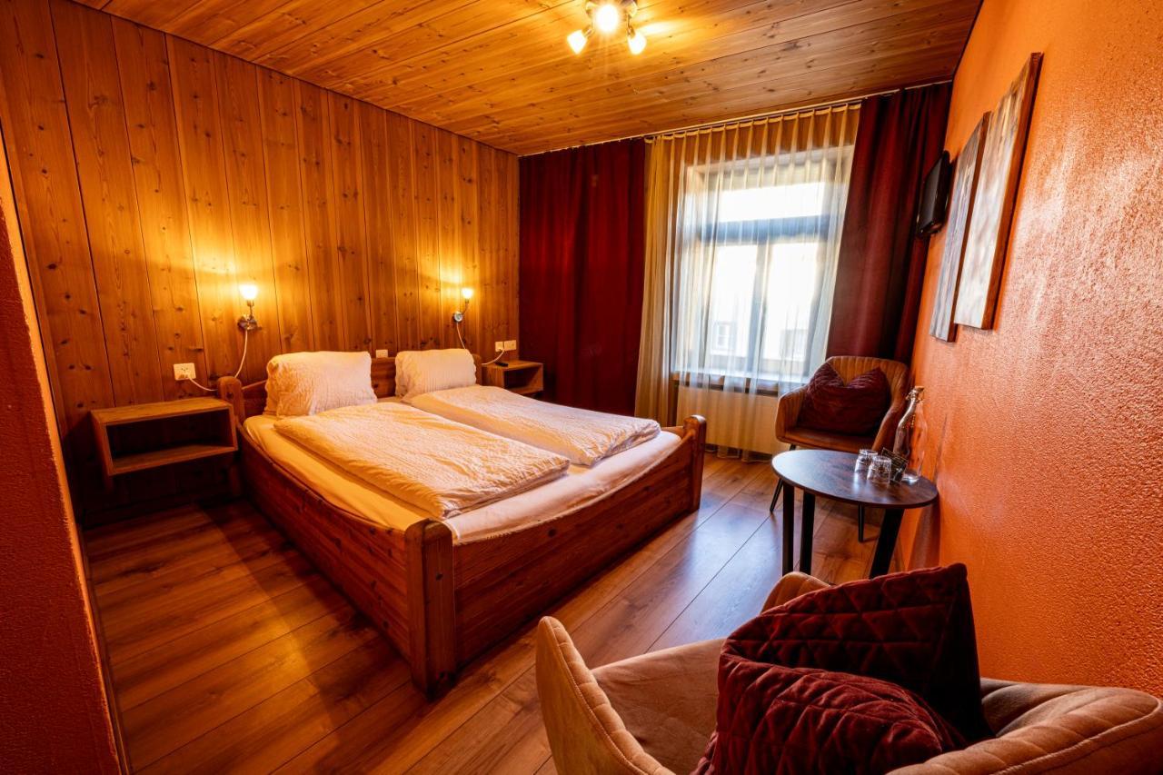 Curuna Hotel-Garni B&B Scuol Luaran gambar