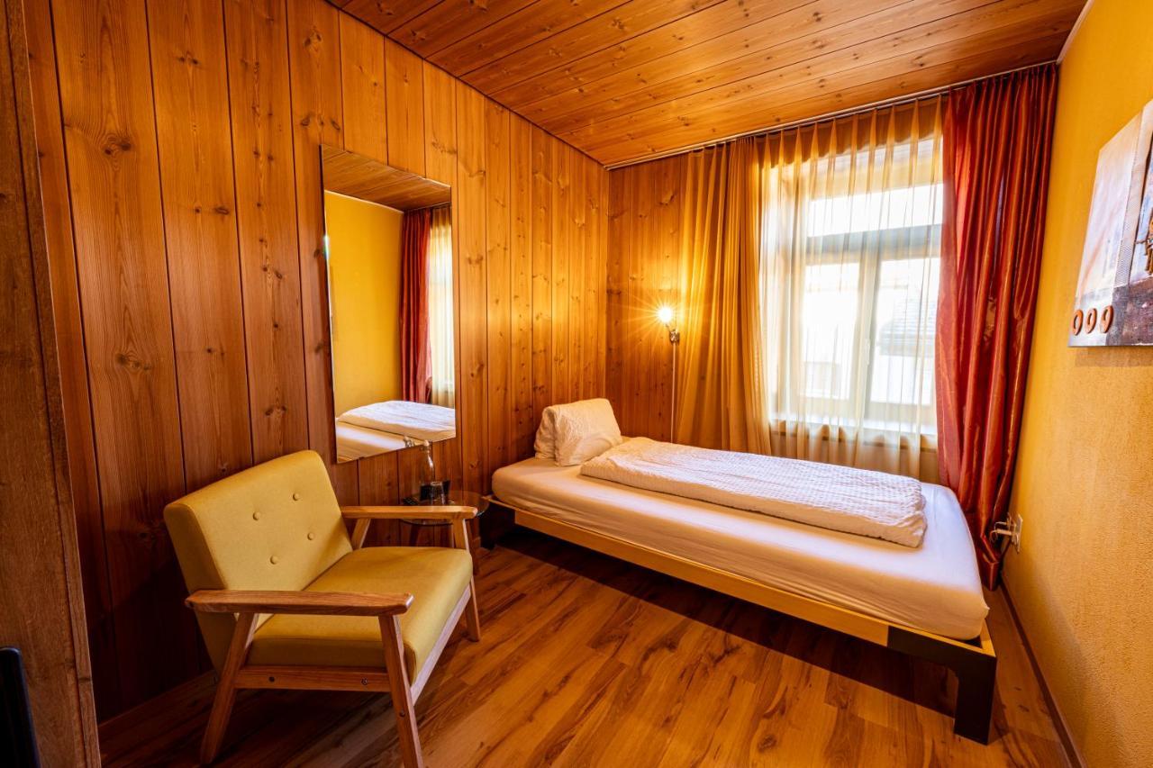 Curuna Hotel-Garni B&B Scuol Luaran gambar